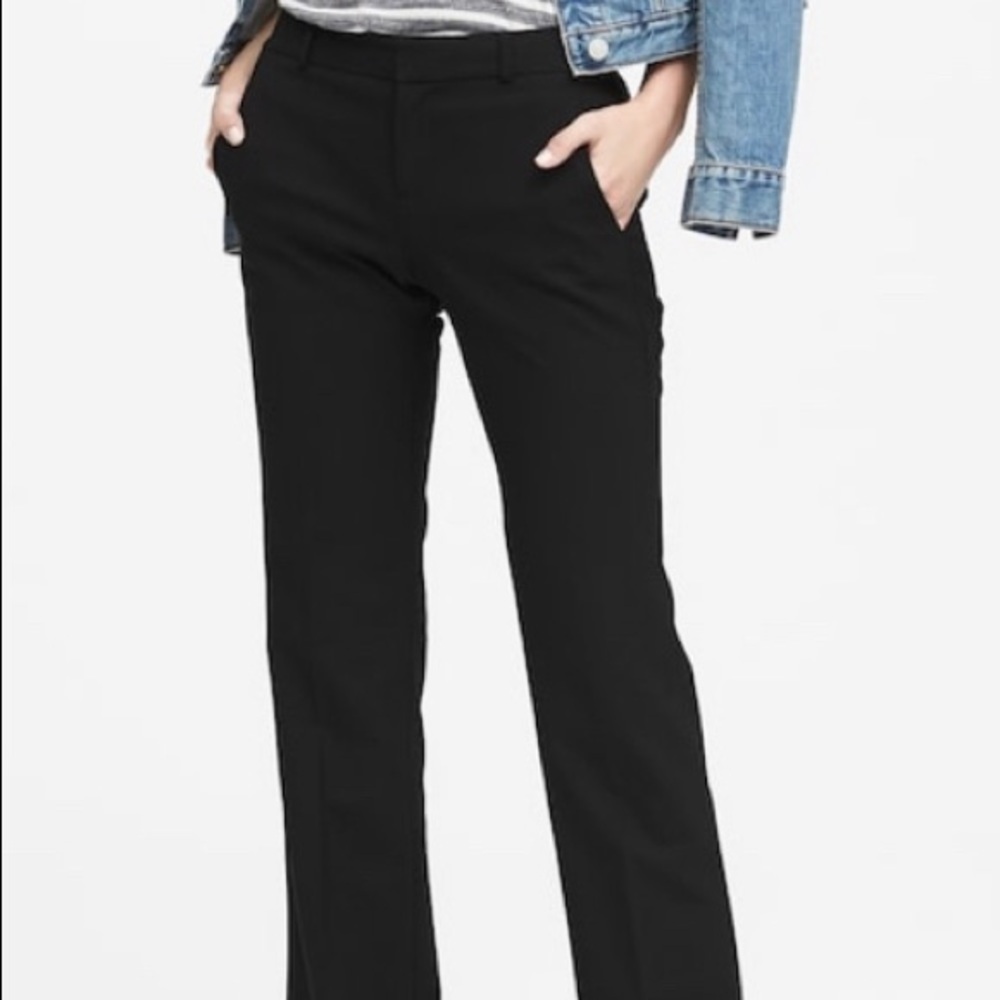 𝅺BANANA REPUBLIC Sz 4 Martin Fit Straight Leg with Pockets Career Pants